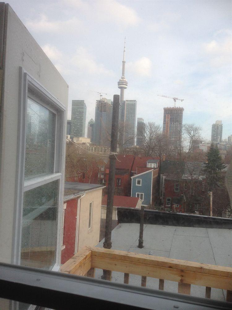 Toronto Travellers Home Εξωτερικό φωτογραφία