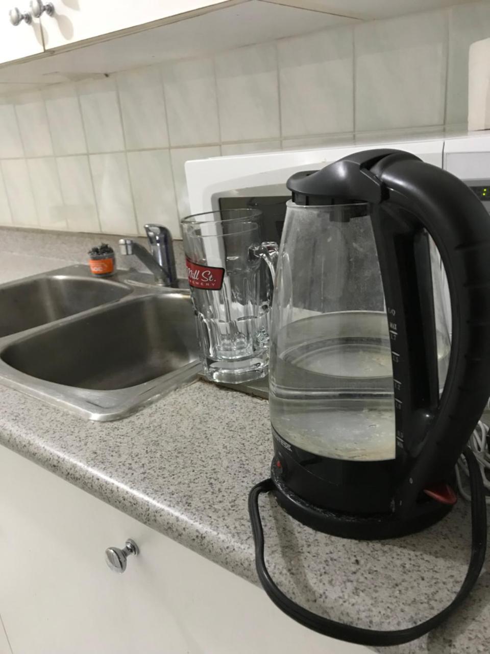 Toronto Travellers Home Εξωτερικό φωτογραφία